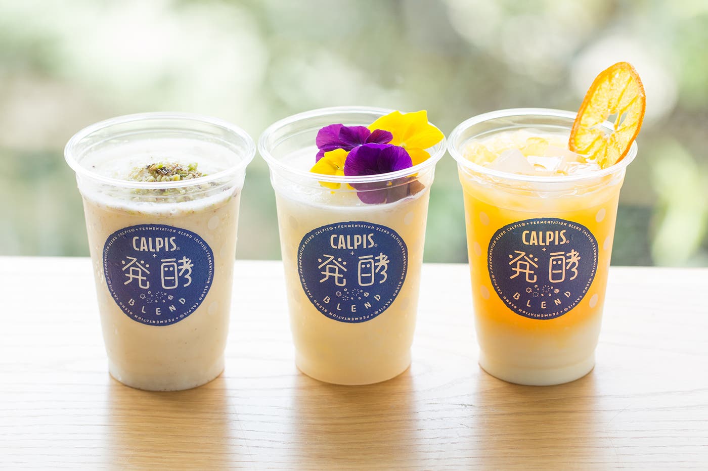 (左から)「カルピス」+味噌BLEND、「カルピス」+糀甘酒BLEND、「カルピス」+ヨーグルトBLEND