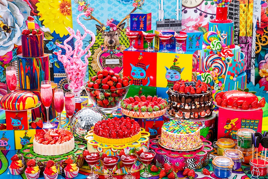 ストロベリーデザートブッフェ「ストロベリー・サイケデリック60s」