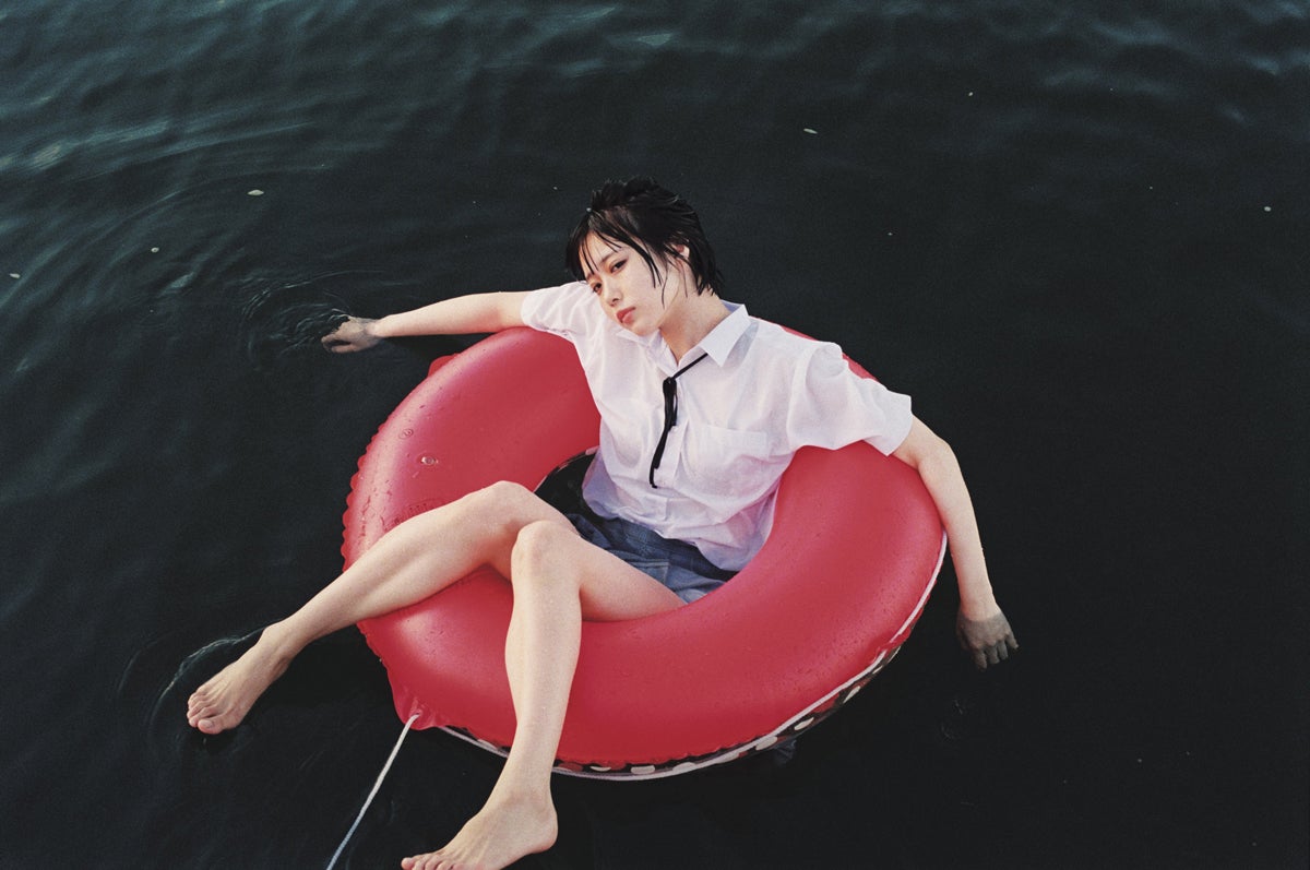 あの／撮影：川島小鳥