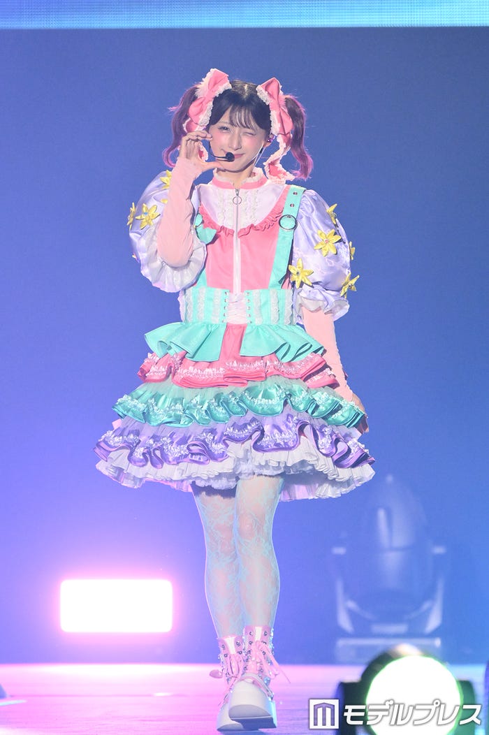 しなこ(C)モデルプレス