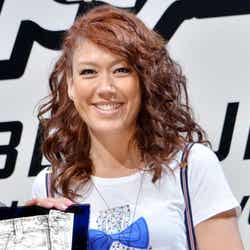 「ベストジーニスト2013 協議会選出部門」を受賞したLiLiCo