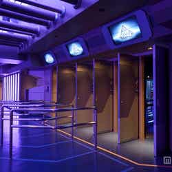 スター・ツアーズ搭乗口 (C)Disney/Lucasfilm Ltd.