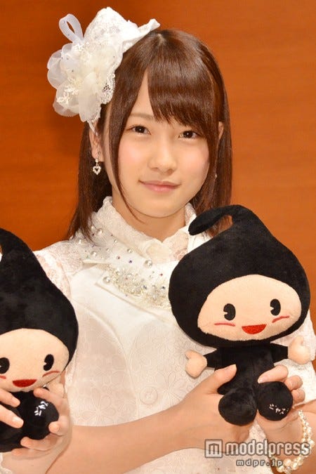 川栄李奈