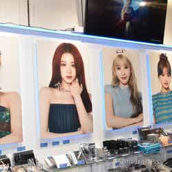 『LE SSERAFIM FAN MEETING ‘FEARNADA’ 2024 S/S - JAPAN POP-UP STORE』(C)モデルプレス