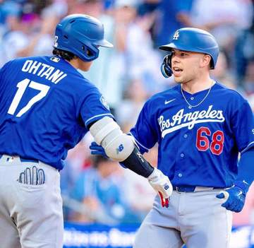 大谷翔平 第3打席は敬遠四球で敵地スタンドざわつく ラッシングが3打点の大暴れ 1人で試合をひっくり返す
