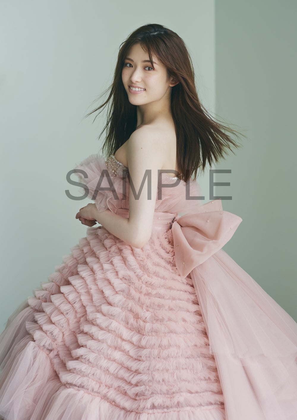 松村沙友理「CanCam」卒業 乃木坂46“卒コン”ドレスで同誌初の