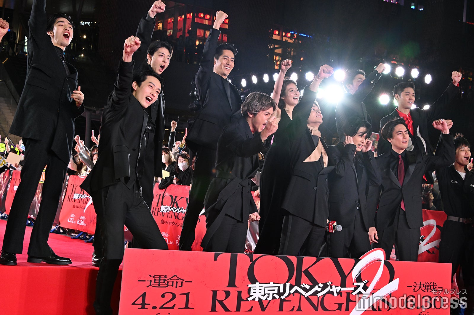 （後列）清水尋也、高杉真宙、永山絢斗、今田美桜、眞栄田郷敦、磯村勇斗（前列）杉野遥亮、山田裕貴、北村匠海、吉沢亮、間宮祥太朗（C）モデルプレス