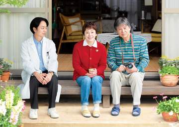 大竹しのぶ＆三浦友和W主演 カラテカ矢部が原作の実写映画「マンガ ぼけ日和」 三浦「がっぷり四つの共演は初めて」