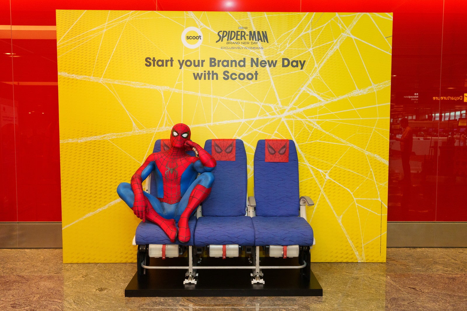 Spider-Man Figurine at Changi Airport Terminal 1（提供画像）
