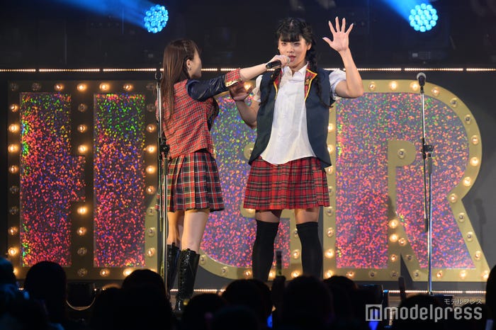 ふくれな、とうあ/「ヘラヘラ三銃士 2ndコンサート 2022 夏 ~熱烈美々~」より(C)モデルプレス