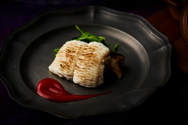 PURPLE SWEETS COLLECTION -DANCE MACABRE／画像提供：マイステイズ・ホテル・マネジメント