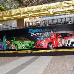 ゴールデンボンバー(左から歌広場淳、 喜矢武豊、鬼龍院翔、樽美酒研二)