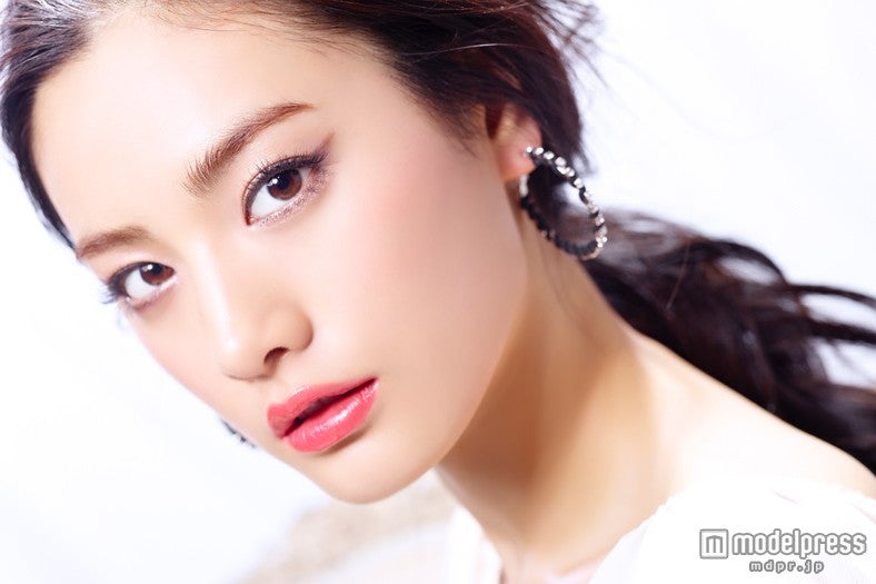 「BLENDA」新専属モデル・Nanaに反響　編集長「将来性と魅力を感じた」