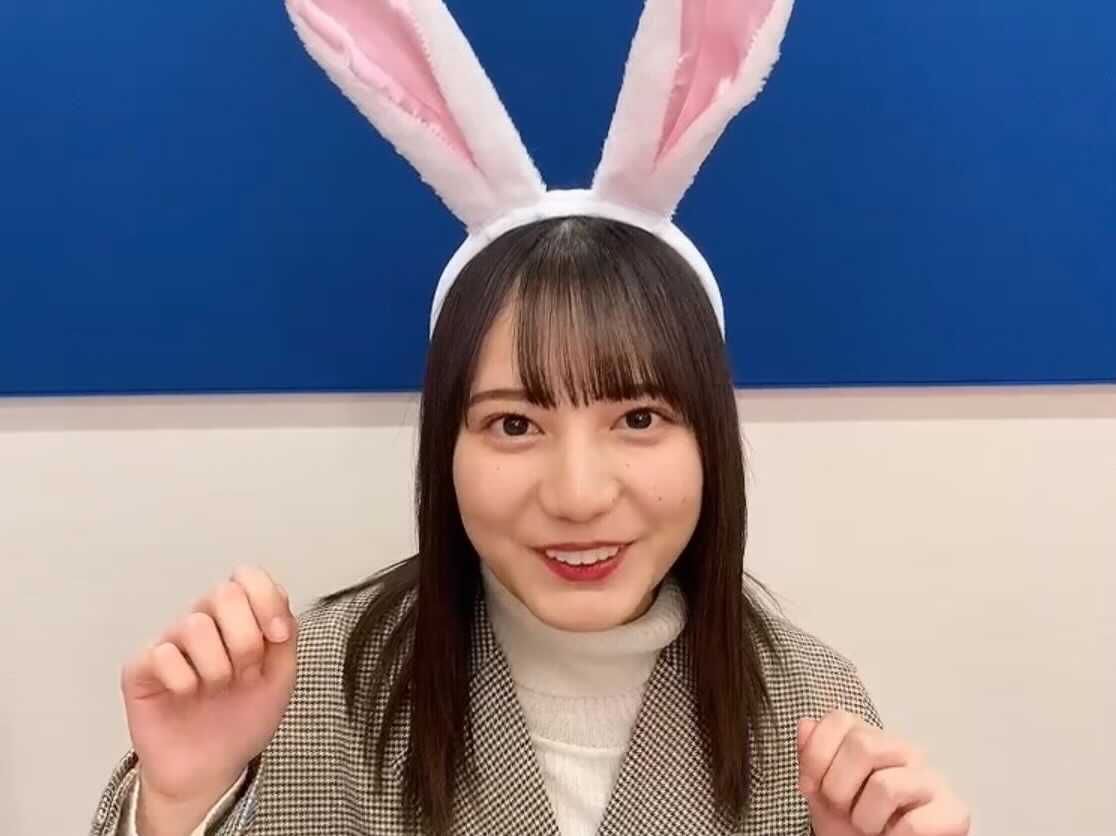 日向坂46、“うさ耳”姿動画に「照れ顔最高」「反則級に可愛い」と反響＜日向撮VOL.01＞
