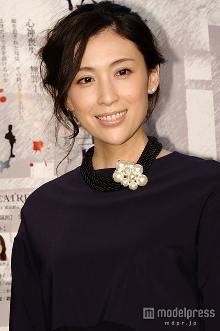 菅野美穂 雛形あきこに 憑依 で イグアナの娘が闇のパープルアイに と年前を懐かしむ声 監獄のお姫さま モデルプレス 菅野美穂 雛形あきこに 憑依 で イグアナの娘が闇のパープルアイに と年前を懐かしむ声 監獄のお姫さま モデルプレス