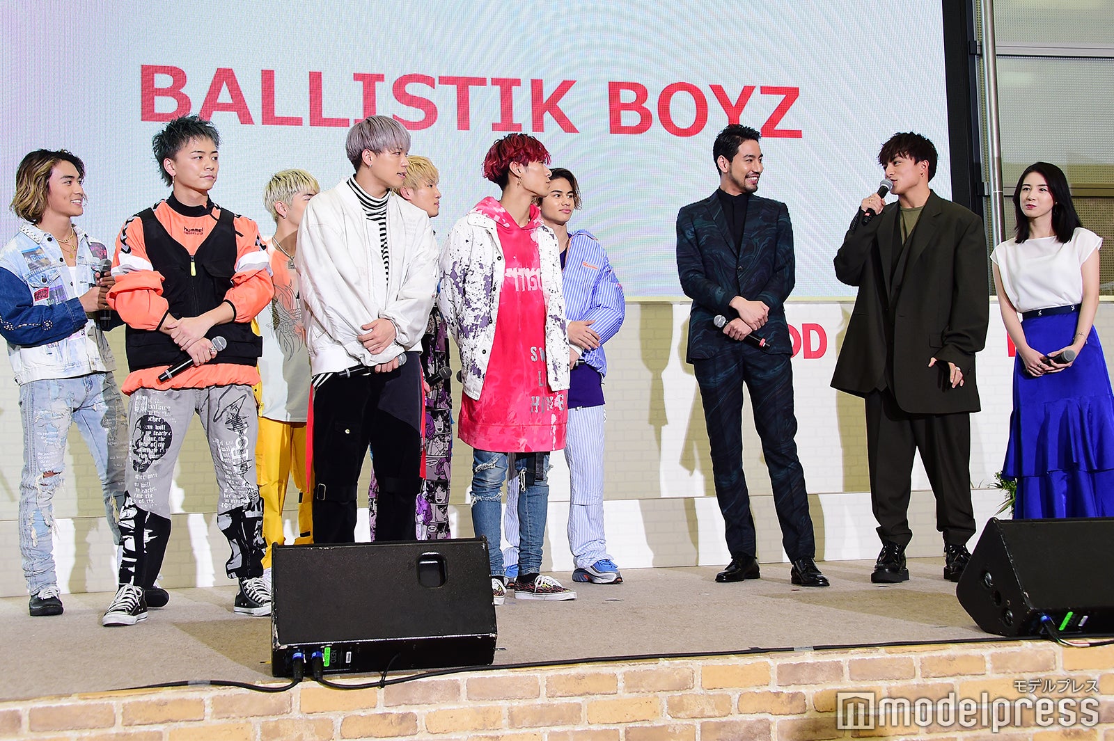 BALLISTIK BOYZ、小柳友、白濱亜嵐、桜庭ななみ （C）モデルプレス