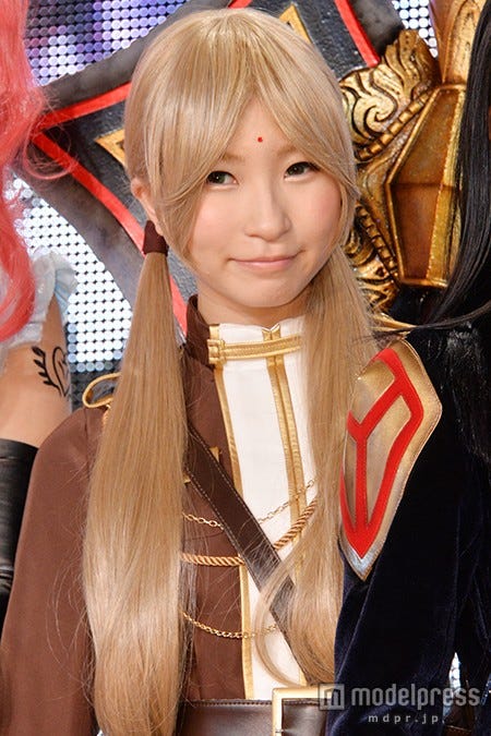 藤咲彩音