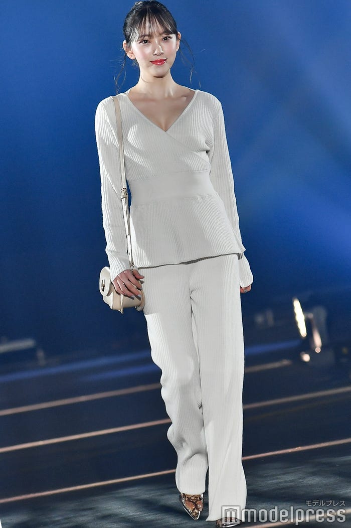 堀未央奈(C)モデルプレス