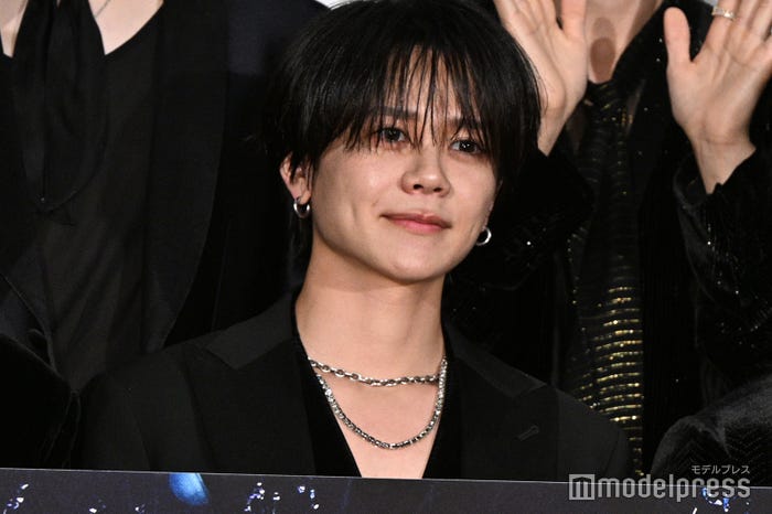 前髪を下ろした藤牧京介(C)モデルプレス