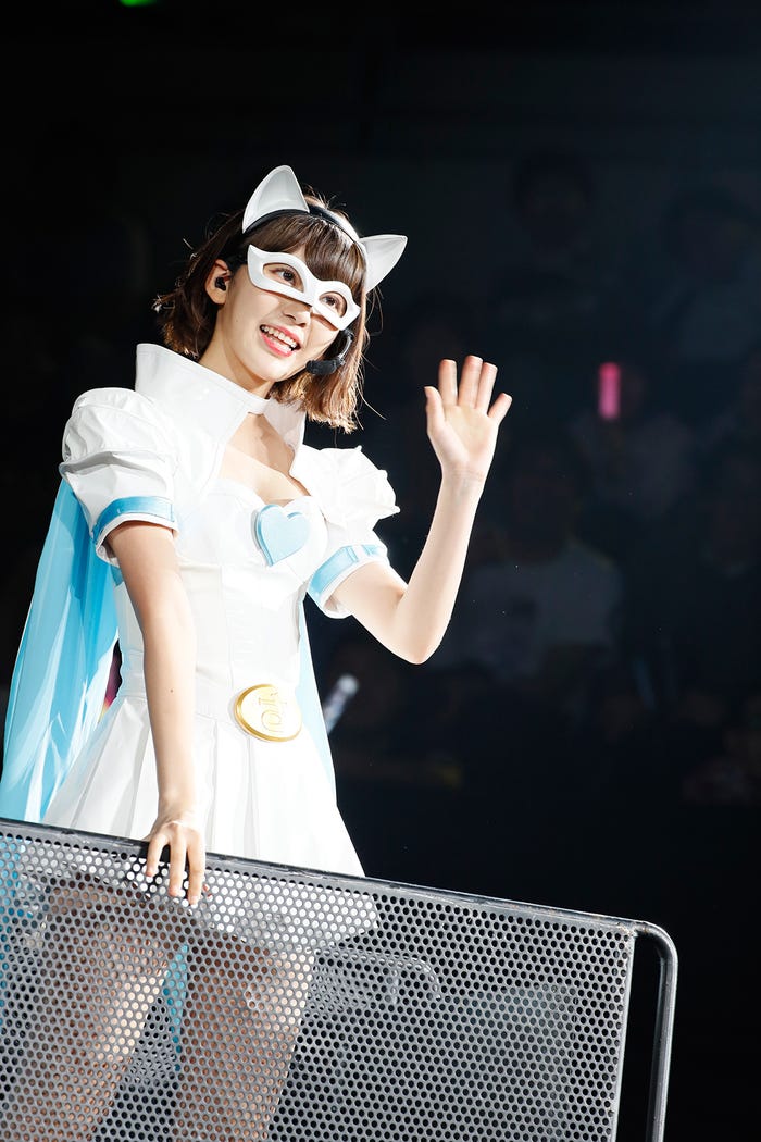 宮脇咲良「AKB48グループユニットシングル争奪じゃんけん大会」(C)AKS