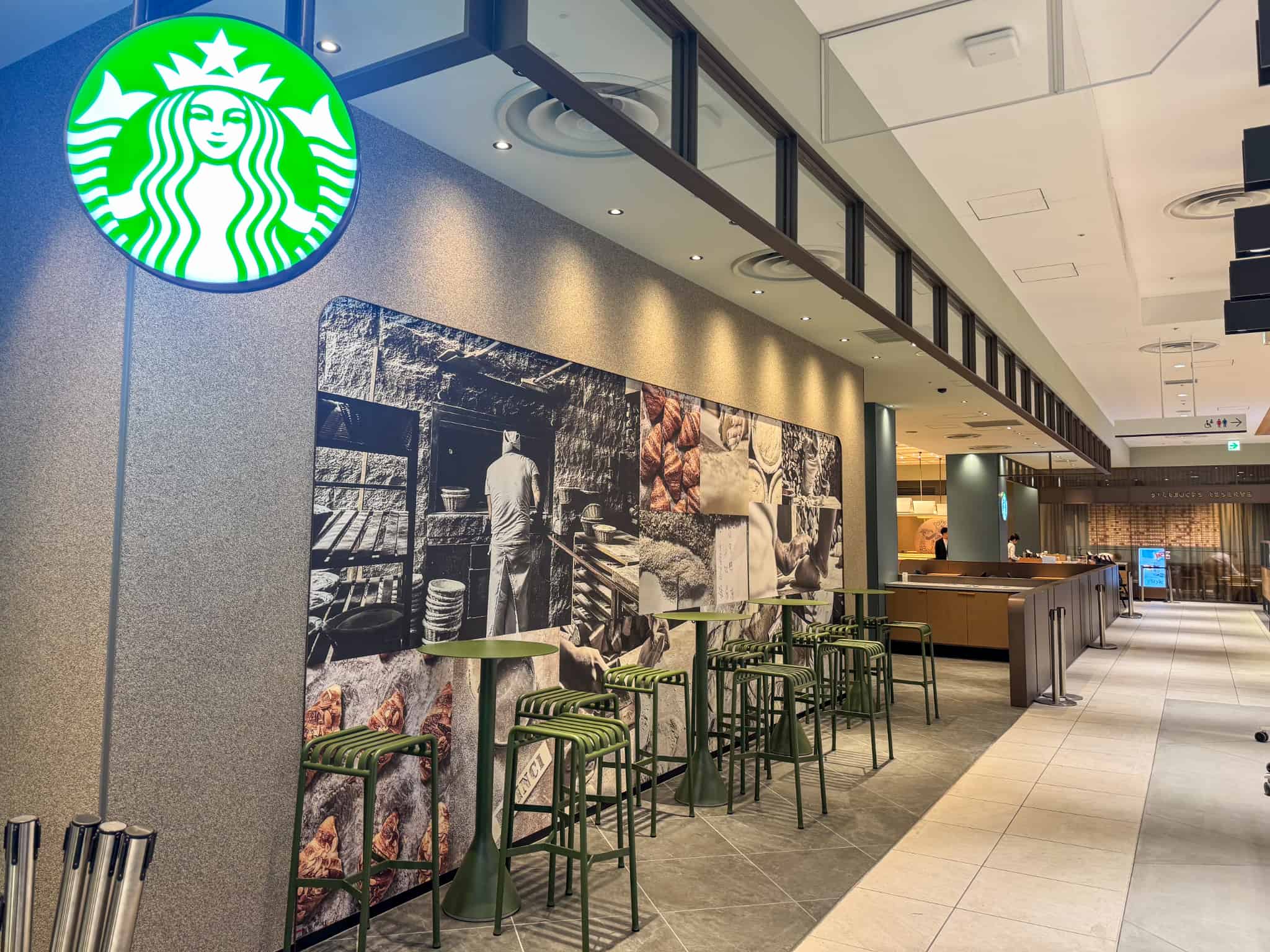 西日本初進出！「スターバックス リザーブ（R）カフェ」が心斎橋駅改札前にオープン