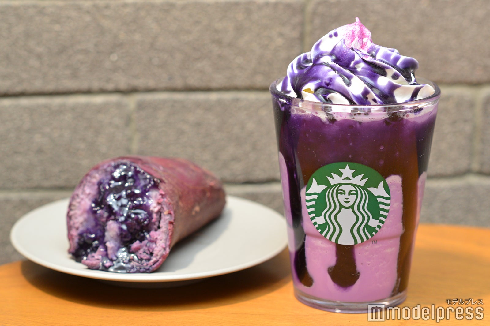 パープル ハロウィン フラペチーノ（C）モデルプレス