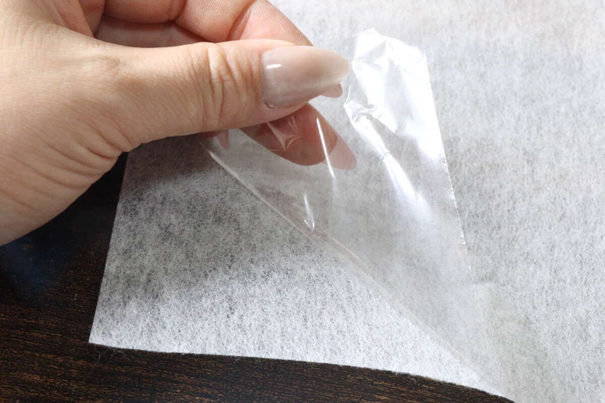 換気口粘着抗菌フィルター（日本製、30cm×30cm、角型、1枚）　剥離紙