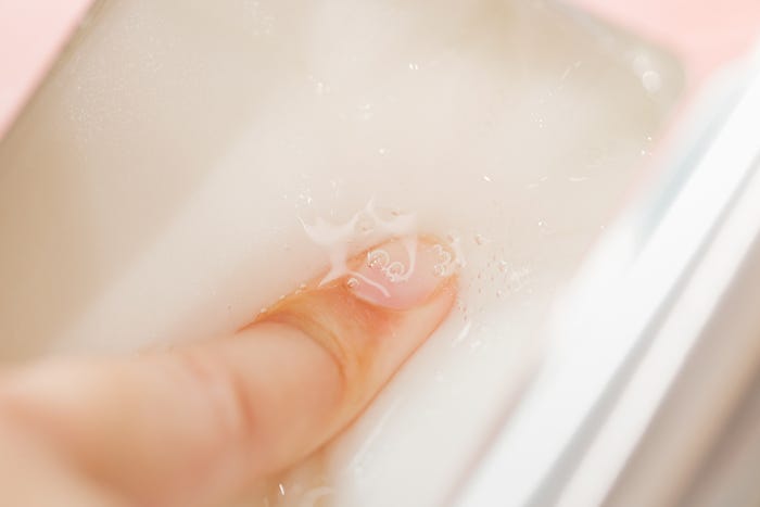 シートマスクで潤いを (写真提供:MBS)