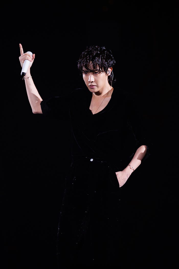 J-HOPE 「2022 MAMA AWARDS」 (C)CJ ENM Co., Ltd, All Rights Reserved