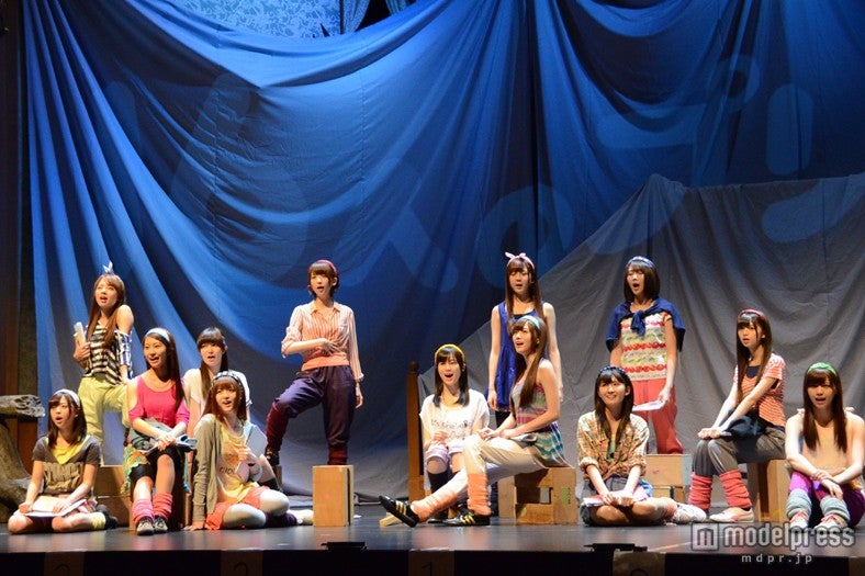 舞台「16人のプリンシパル」公開リハーサル中の乃木坂46