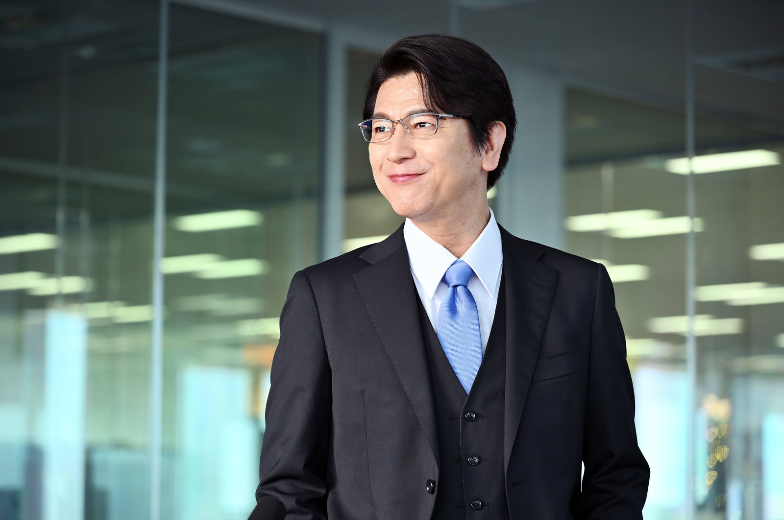 及川光博「御上先生」第1話（C）TBS