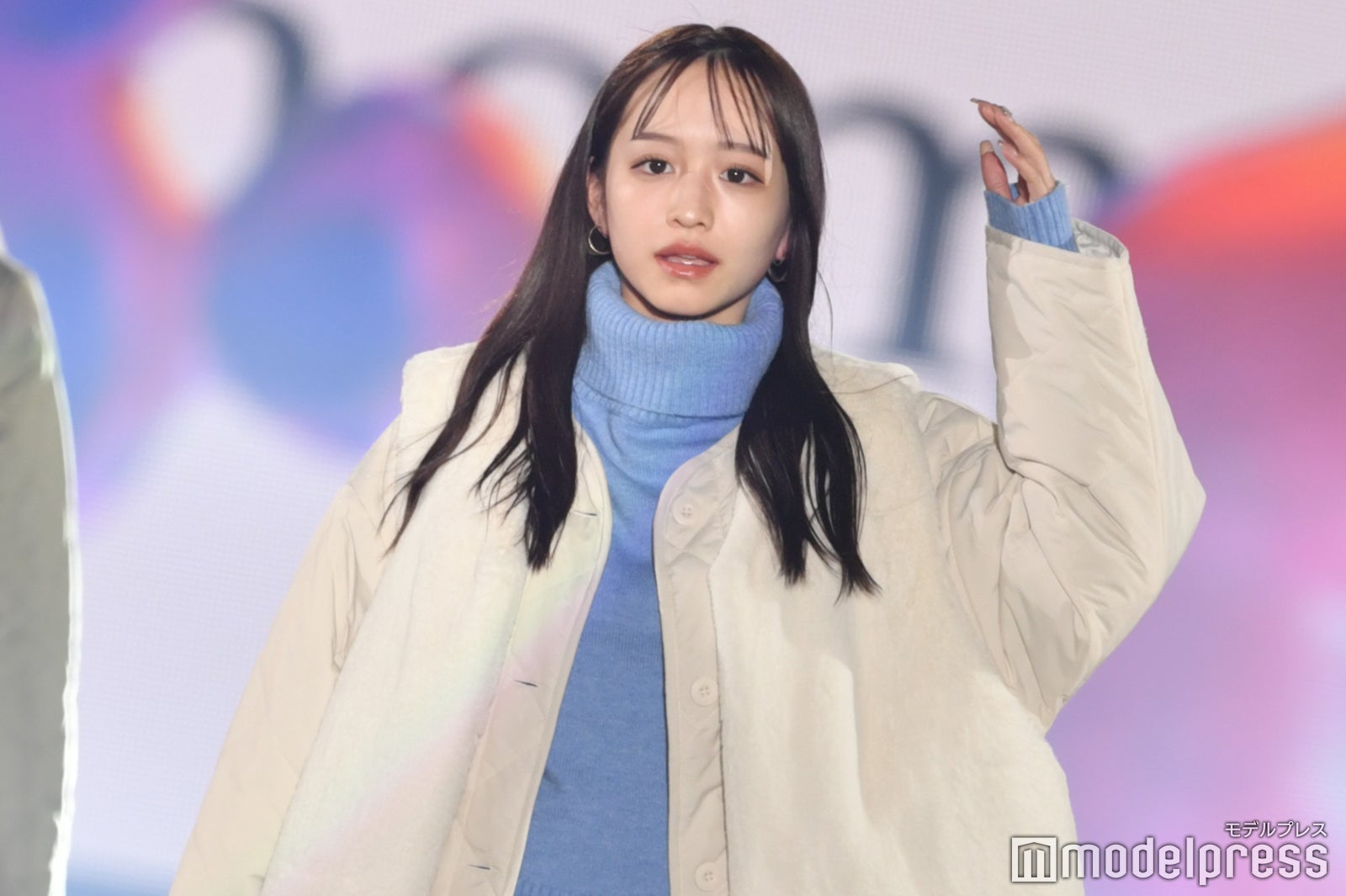 （C）モデルプレス