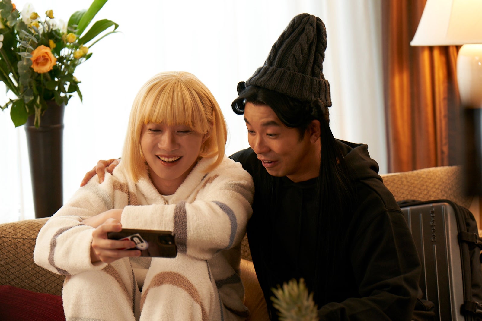 神木隆之介、仲野太賀「聖☆おにいさん」より（C）中村光／講談社（C）2024映画「聖☆おにいさん」製作委員会