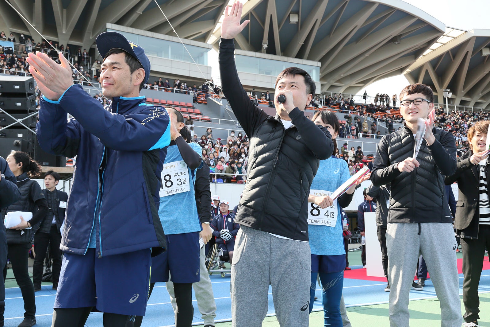 パラ駅伝の様子（提供写真）