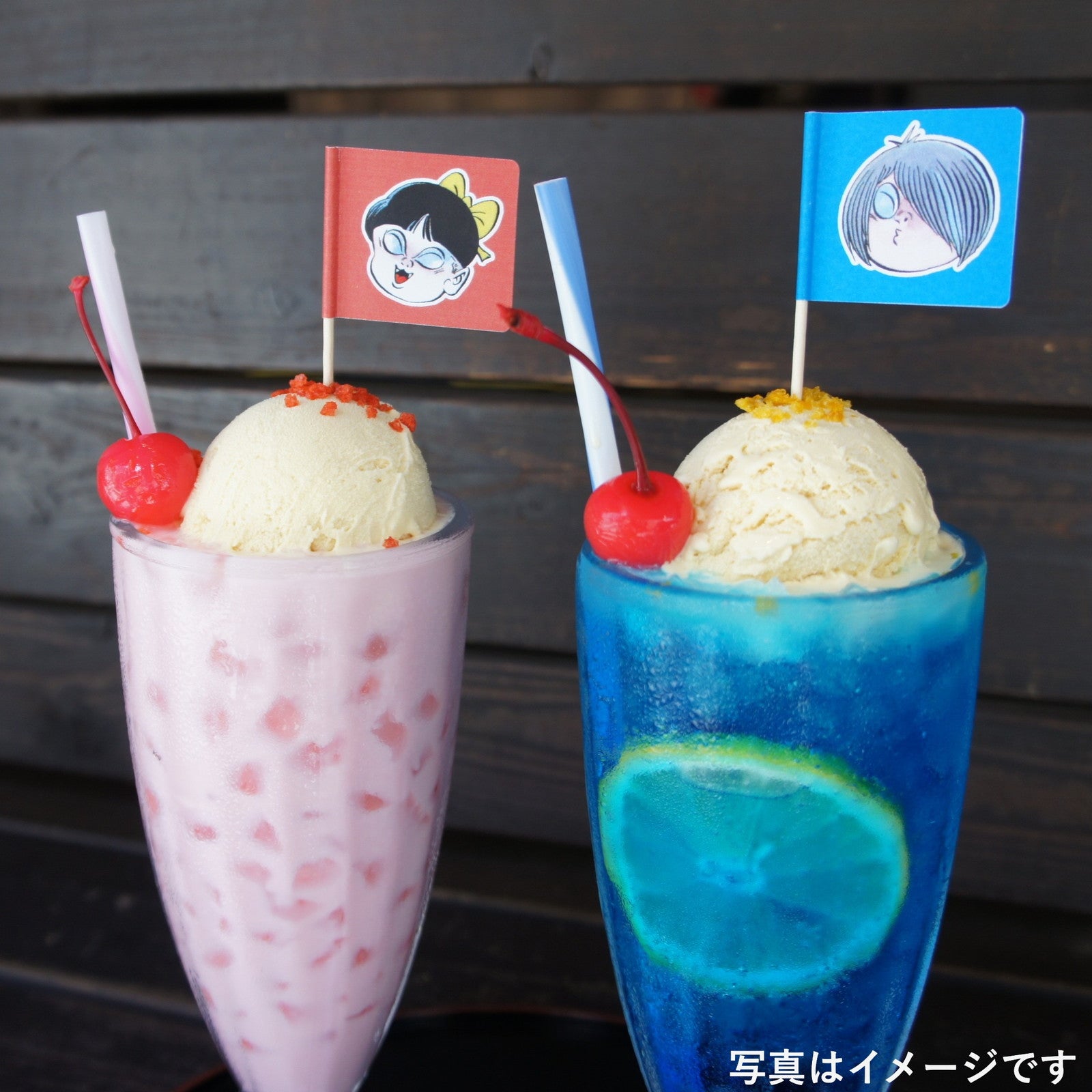 鬼太郎レモンソーダフロート&amp;ねこ娘いちごミルクフロート：990円(（C）⽔⽊プロダクション