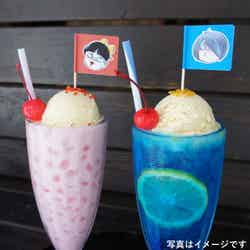 鬼太郎レモンソーダフロート&ねこ娘いちごミルクフロート:990円((C)⽔⽊プロダクション