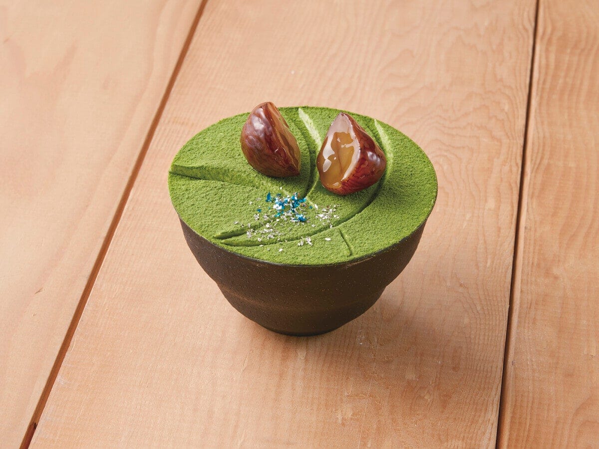 剣士ゾロの抹茶菓子 ～黒蜜＆わらび餅～ 900円　画像提供：ユニバーサル・スタジオ・ジャパン