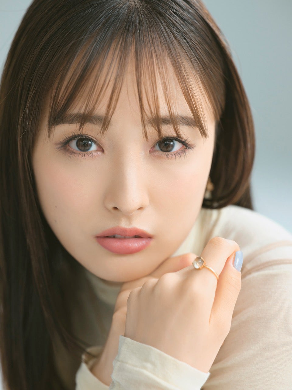 大友花恋　直筆サイン入り生写真　3 大友花恋 直筆サイン入り生写真 ＋ 3rd写真集「Karen3」（新品未