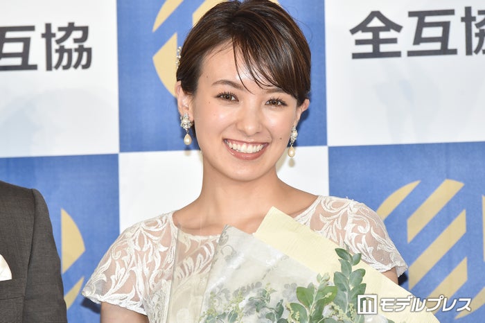 南明奈、夫・よゐこ濱口優を迎えに親子で空港へ 飛行機眺める息子の姿に「お母さん似？」「家族仲良しで微笑ましい」の声