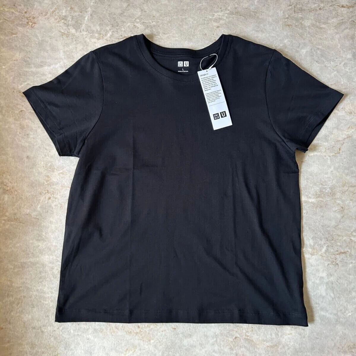 2026ユニクロ春大人女性おすすめ黒スーピマコットンT