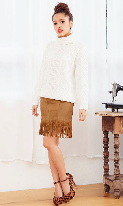 フェイクスエードフリンジミニスカート「神戸レタス」2190円（税込）／画像提供：神戸レタス