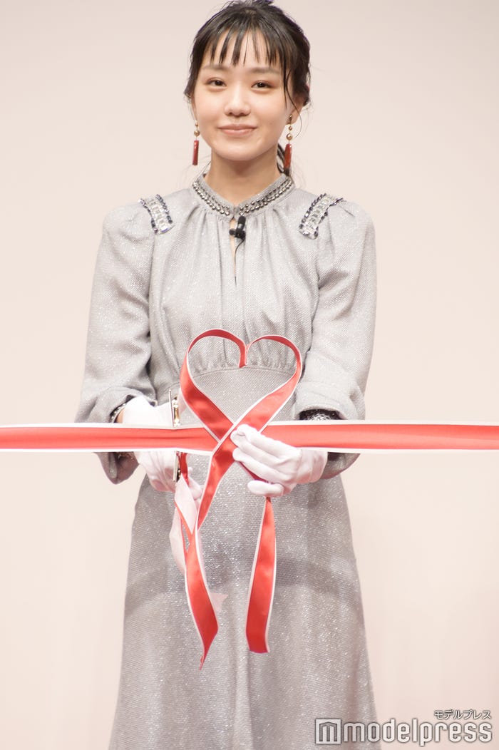 奈緒(C)モデルプレス