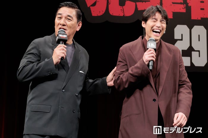 ピエール瀧、福士蒼汰(C)モデルプレス