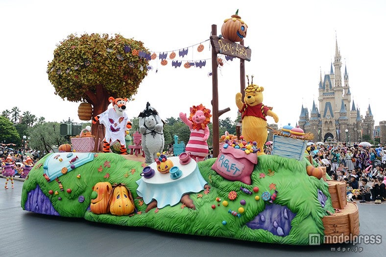 パレード「ハッピーハロウィーンハーベスト」