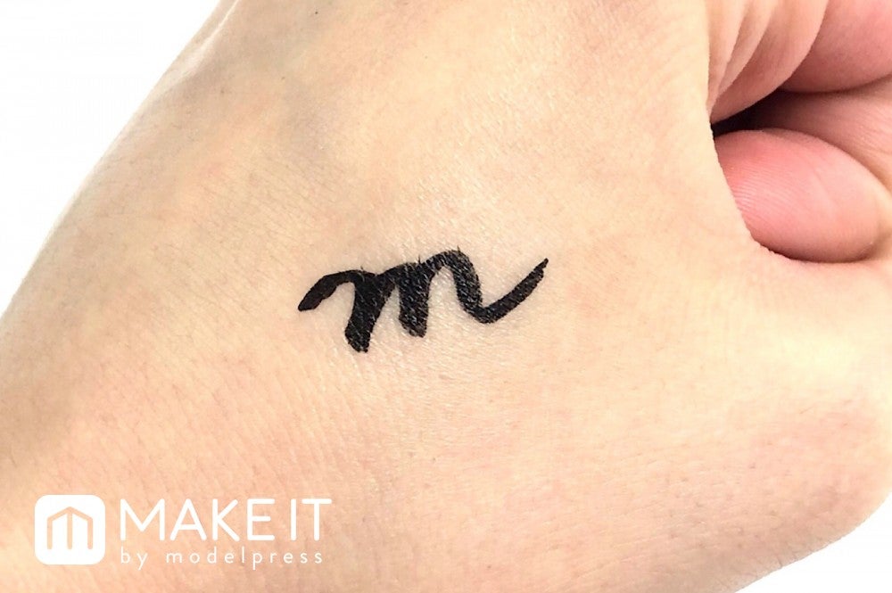 THREE インディストラクティブルアイライナー／01 (C)メイクイット