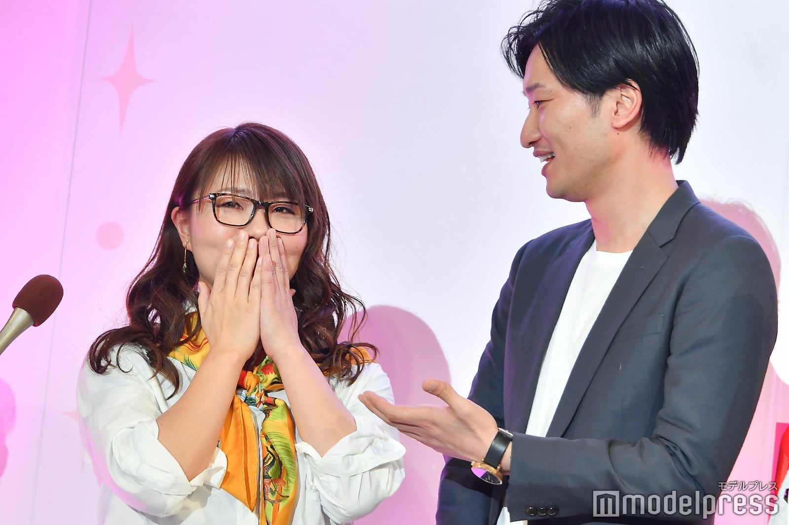相席スタート（山崎ケイ、山添寛） （C）モデルプレス