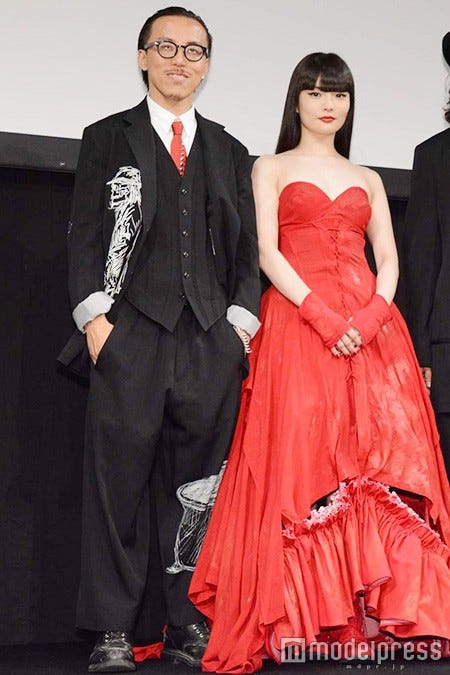 レスリー・キー氏、秋元梢(C)モデルプレス