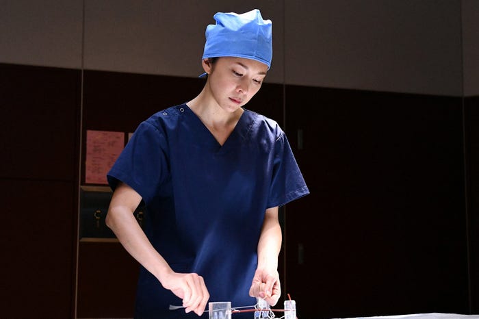 竹内結子「A LIFE~愛しき人~」第7話より(C)TBS