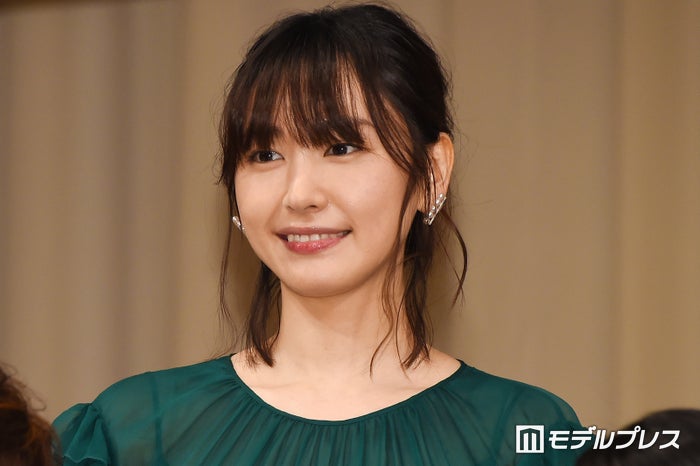 阿部サダヲ 新垣結衣 ほぼ はじめまして でお互い呼び捨てに 息ぴったり司会で盛り上げた2時間 第61回ブルーリボン賞 モデルプレス