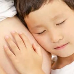 「涙が出てくる…」小学生男子のやさしさに胸がジーンとした妊娠・出産